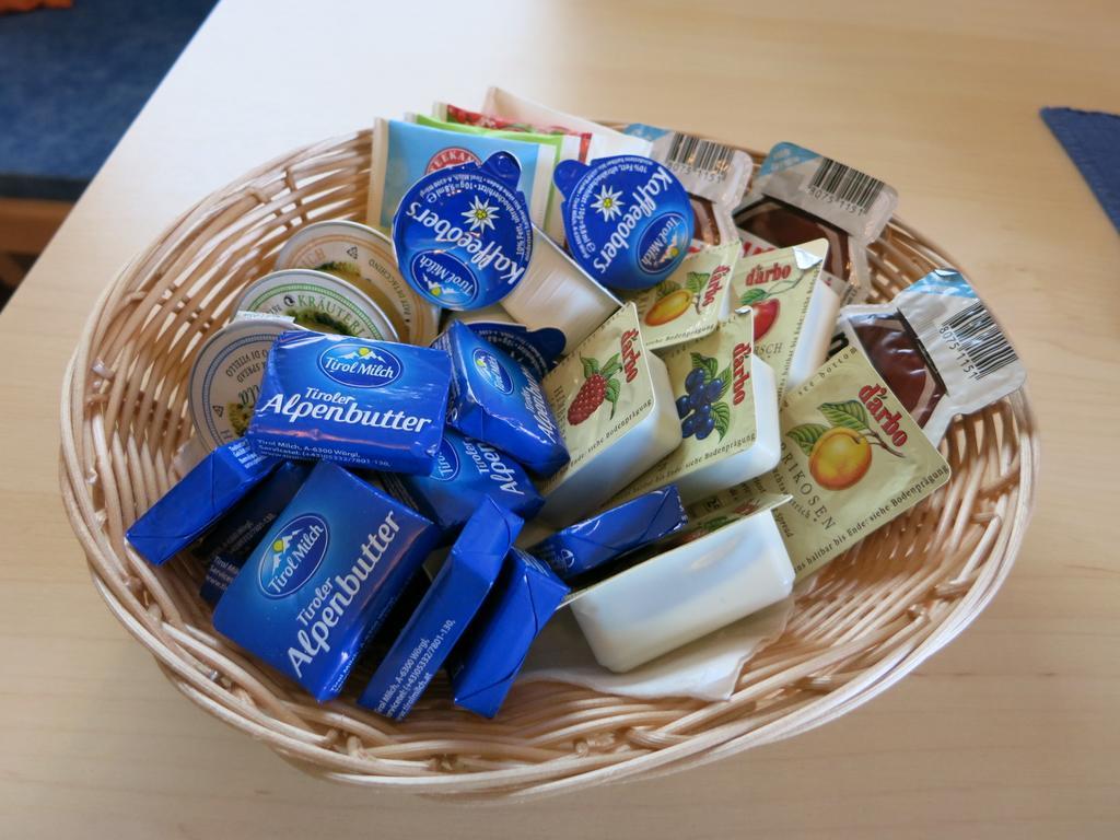 Ferienwohnungen Marchanger Нийдерау Екстериор снимка